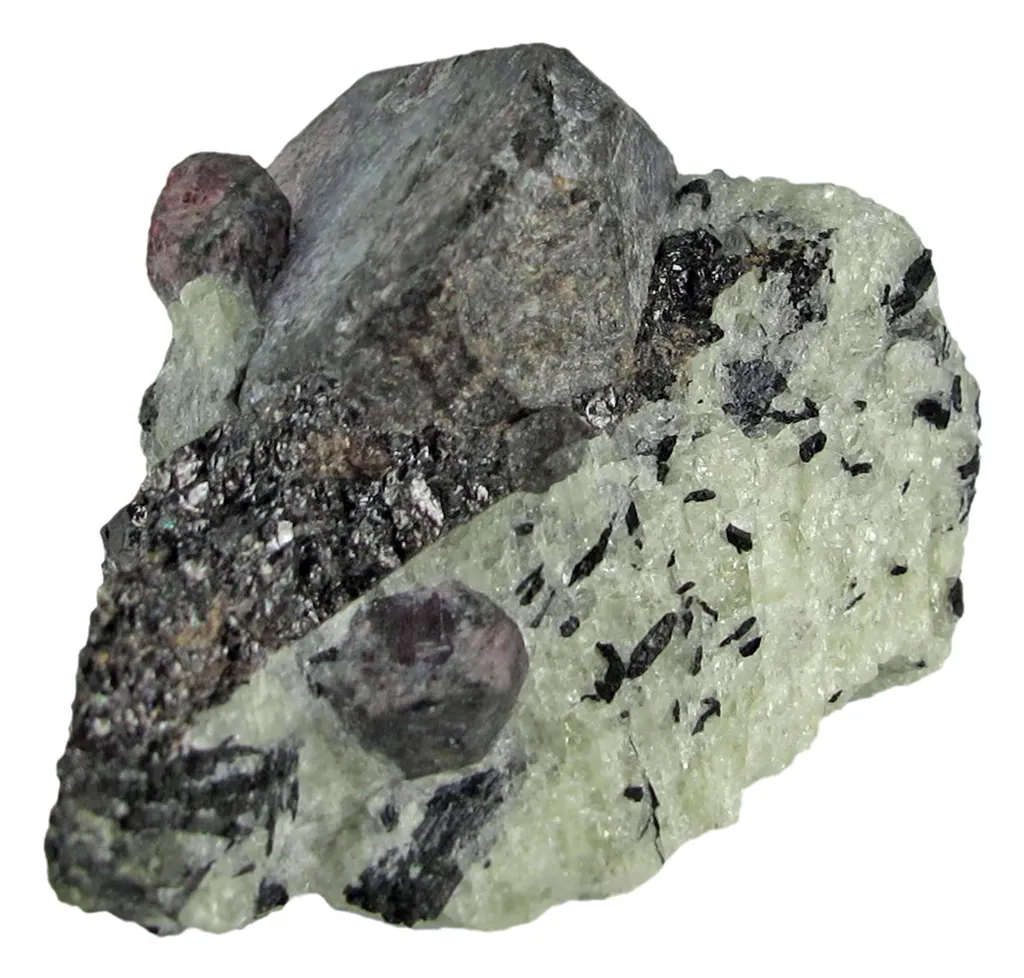 Eudialyte - image 3