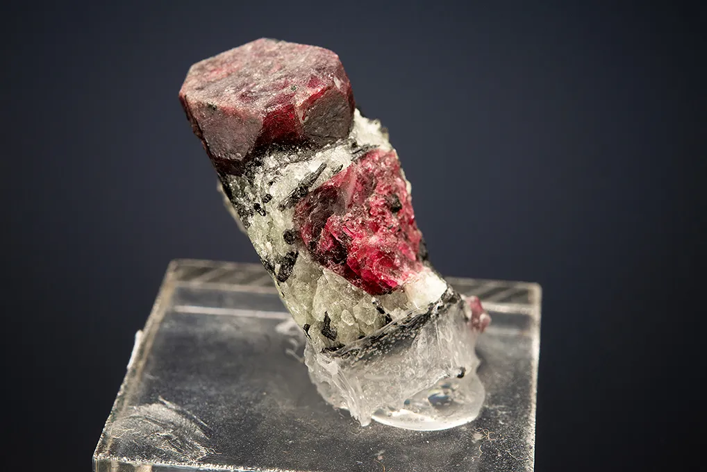 Eudialyte - image 4