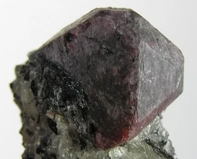 Eudialyte - image 2