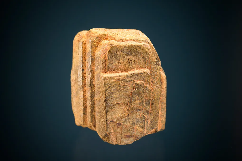 Euxenite image
