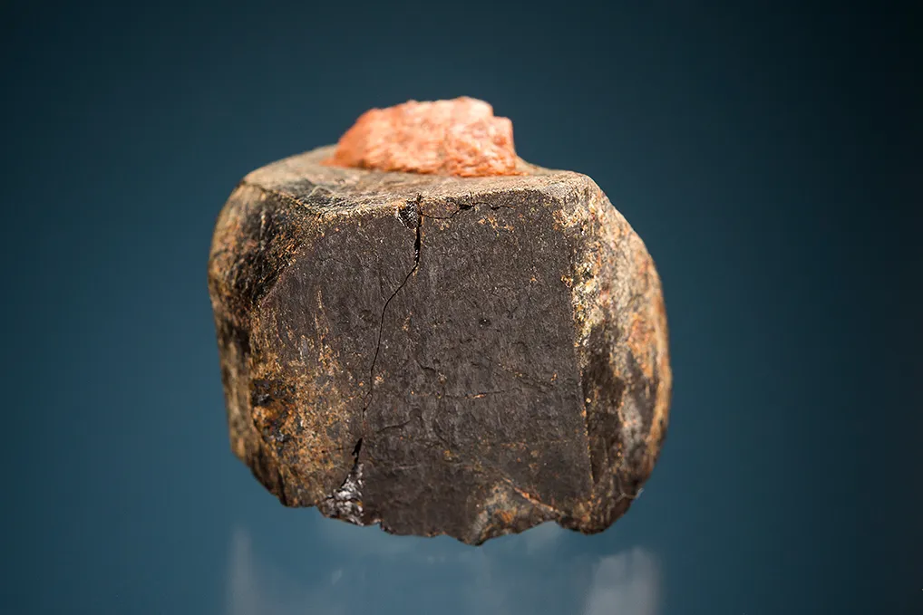 Euxenite-(Y) image
