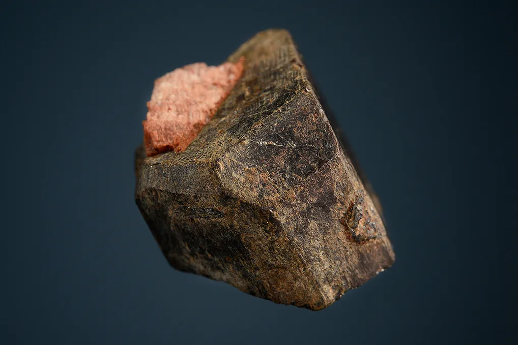 Euxenite-(Y) - image 4