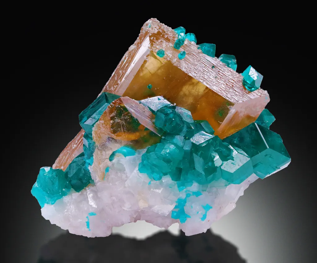Wulfenite