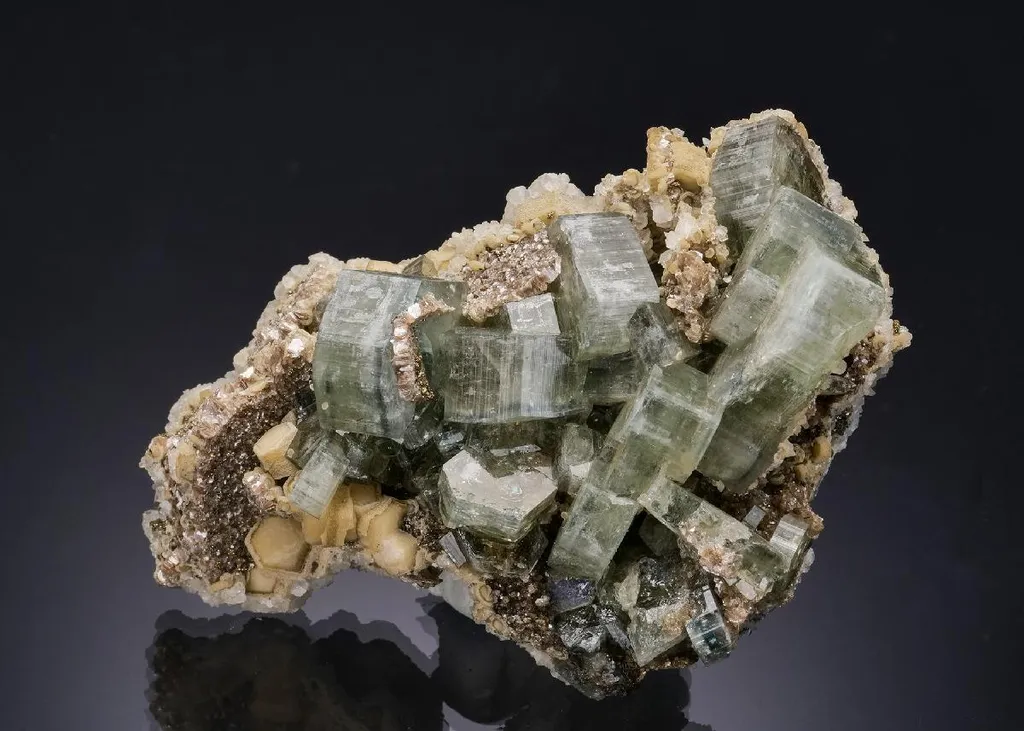 Fluorapatite