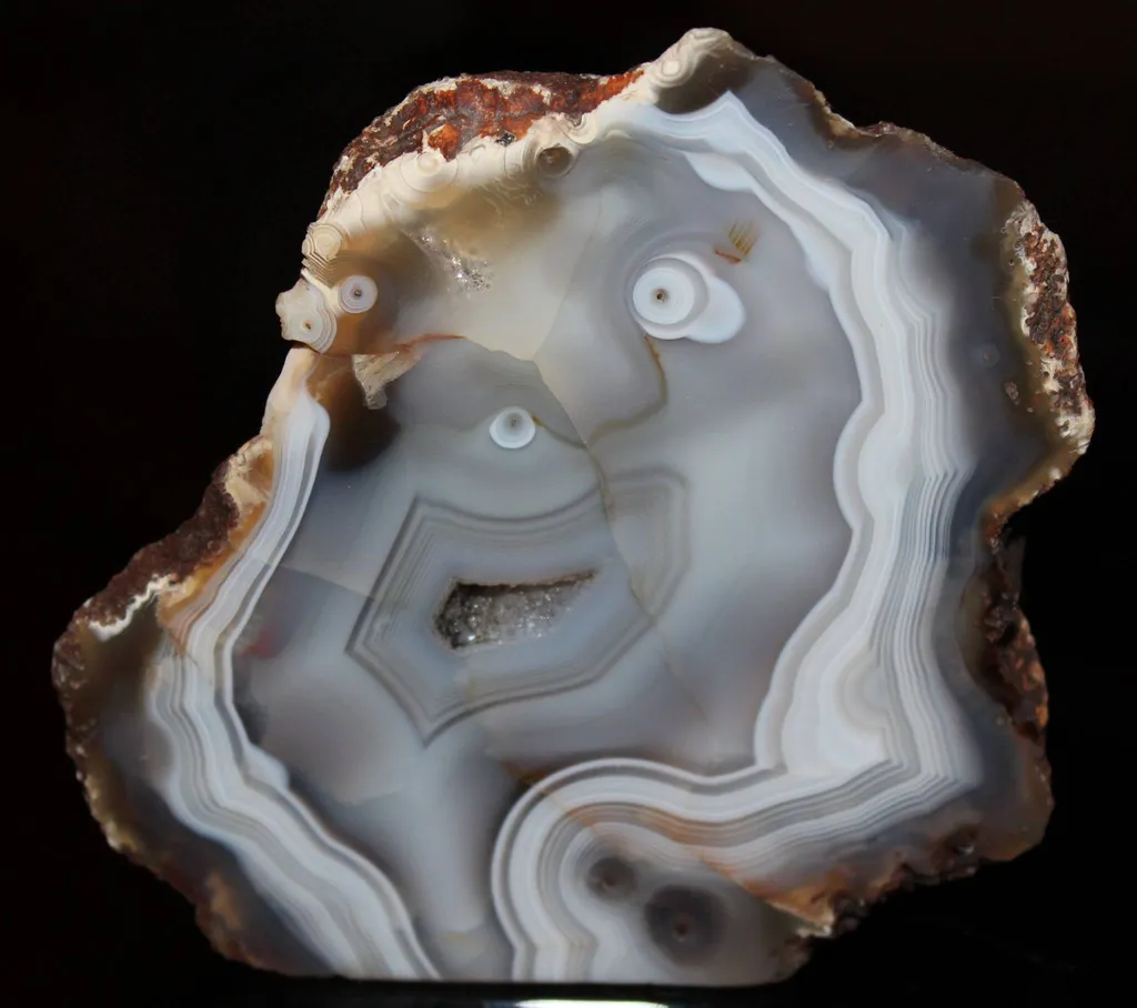 "Face" Agate from Madagascar image