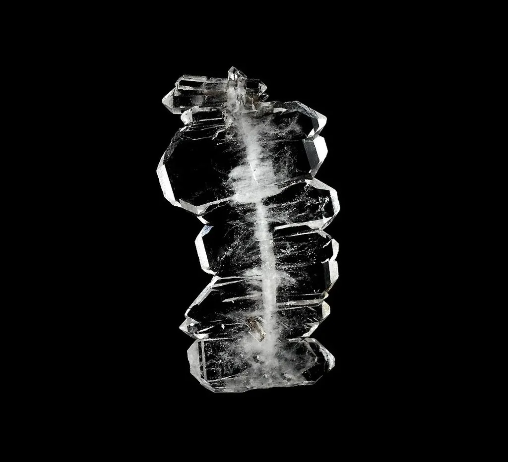 Faden quartz from Liège, Belgium image