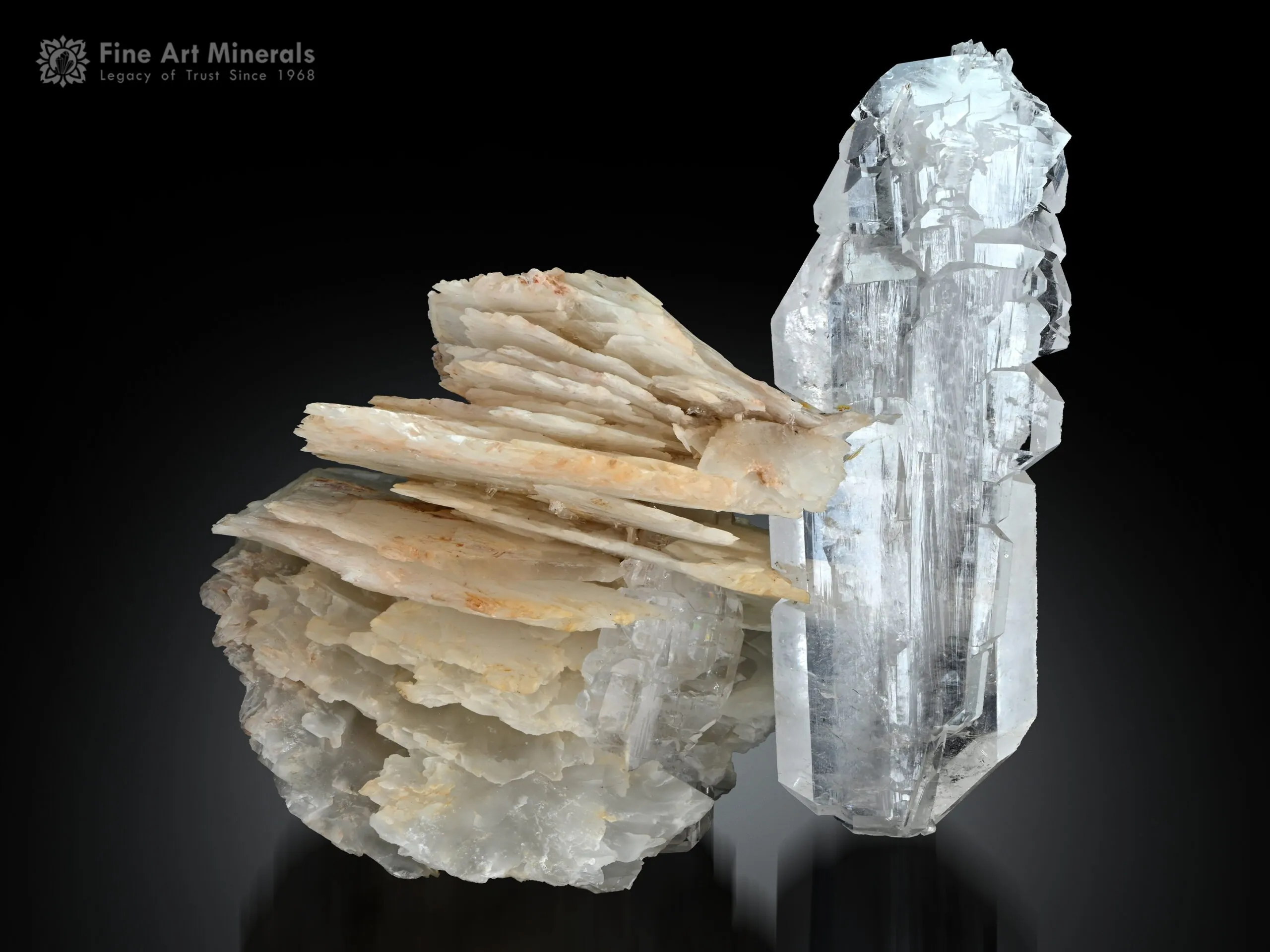 Faden Quartz with Calcite from Pakistan - image 2