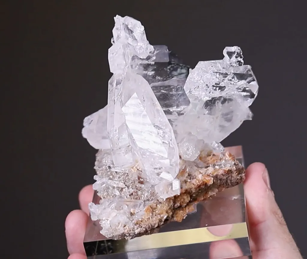 Faden Quartz with Fluorapatite - image 2