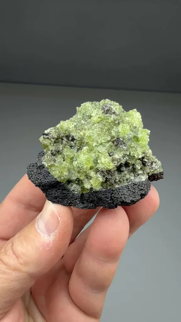 Fayalite-Forsterite - image 2