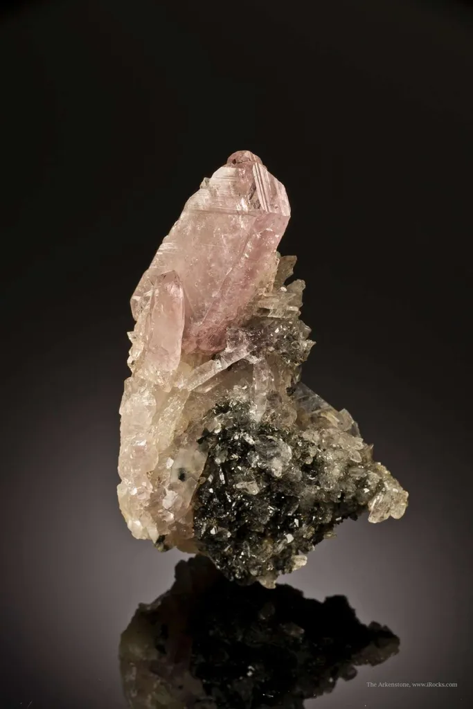 Feldspar Var. Orthoclase image