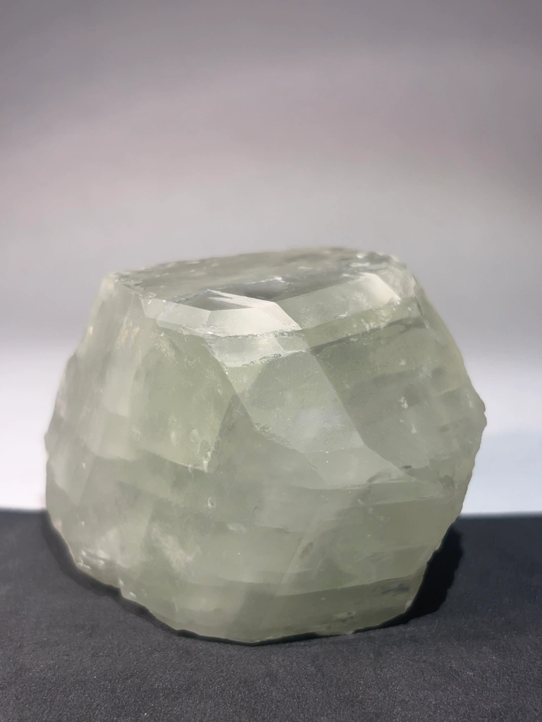 Feldspar var. Sanidine - image 2