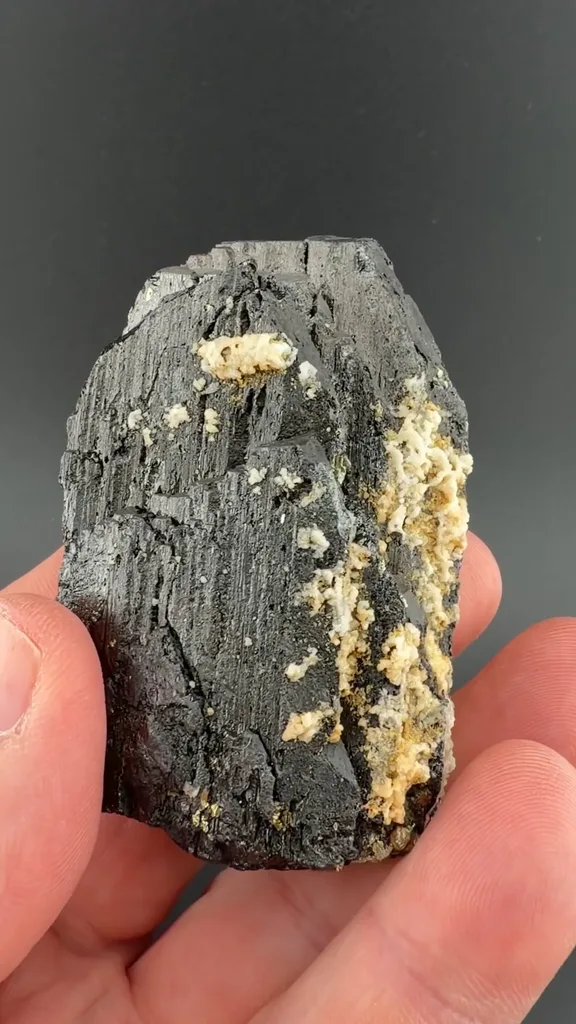 Ferberite - image 2