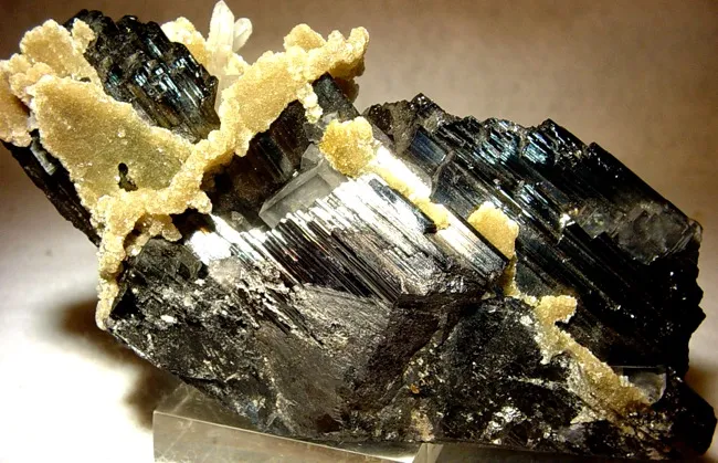 Ferberite image