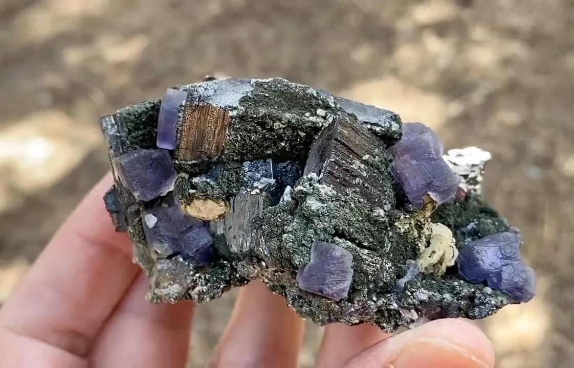 Ferberite, Fluorite and Arsenopyrite - image 7