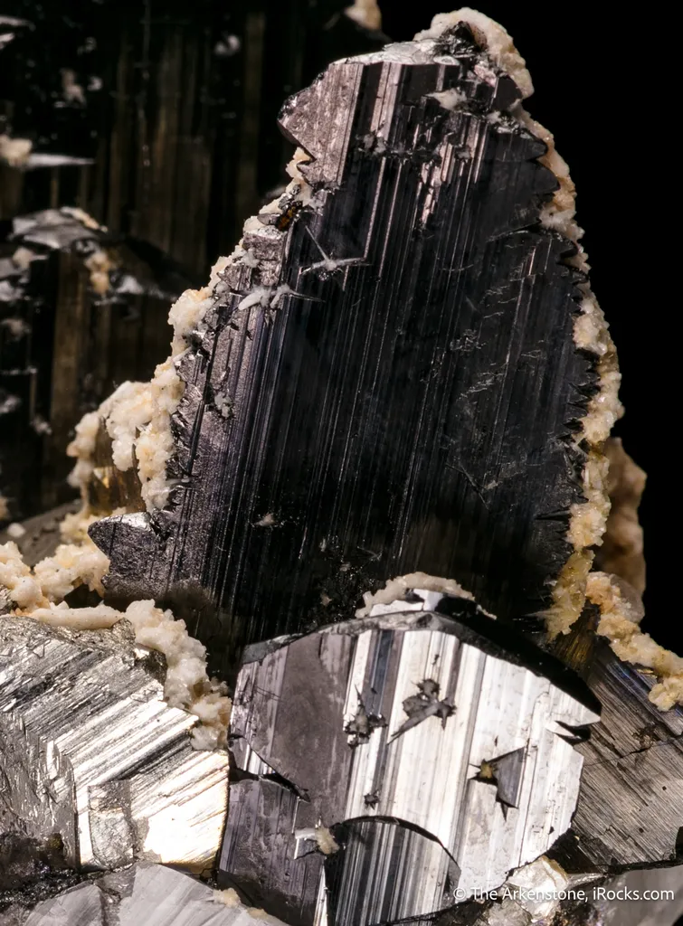Ferberite with Arsenopyrite - image 4