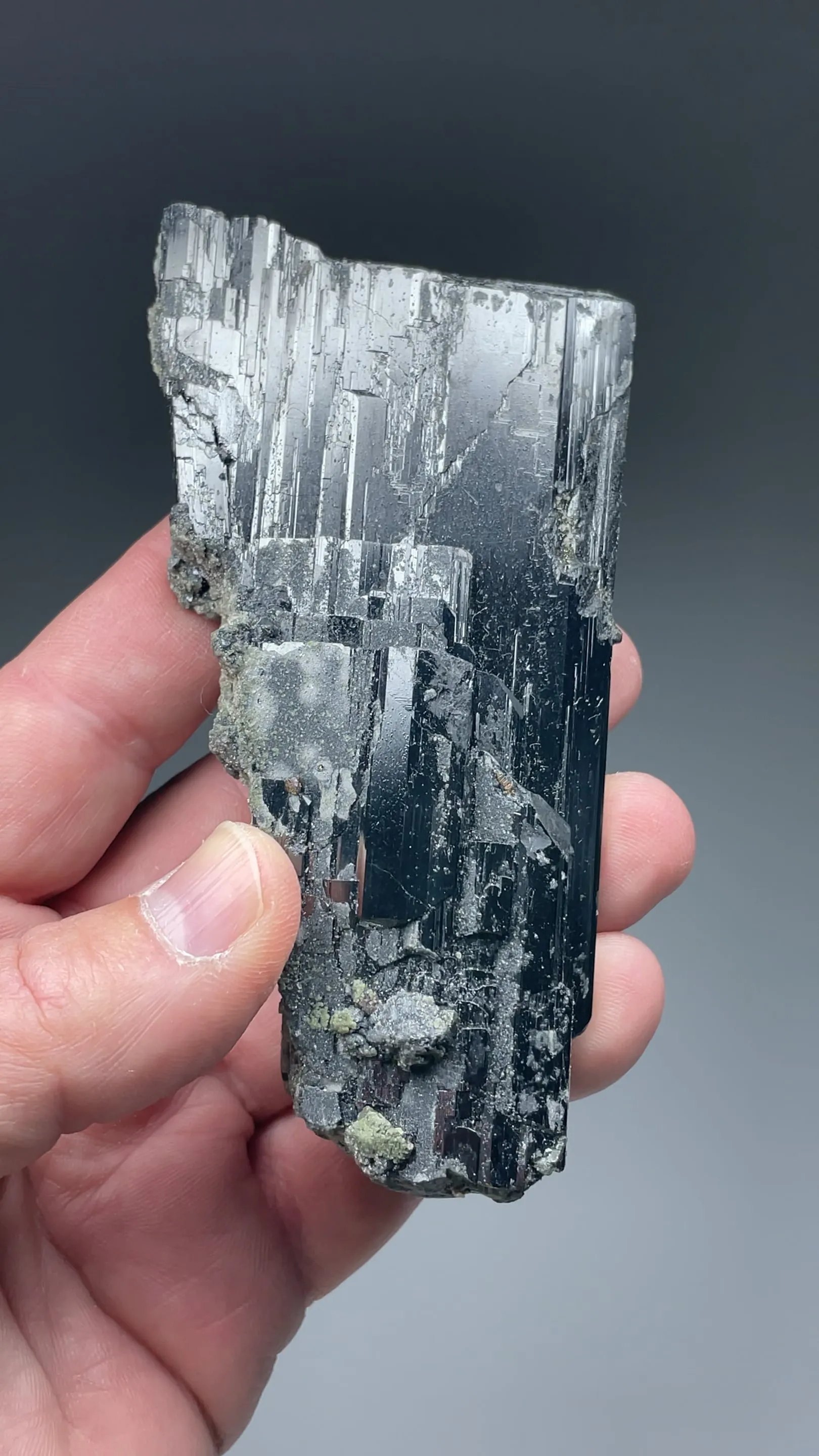Ferberite with Calcite-Dolomite, Pyrite - image 2