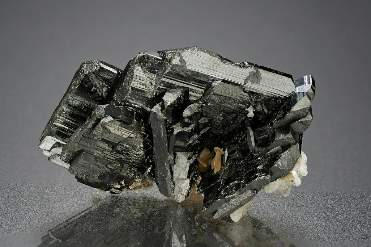 Ferberite with Fluorapatite Siderite and Fluorite - image 1