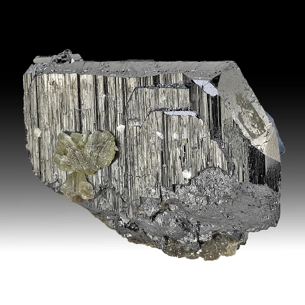 Ferberite with Fluorite, Muscovite image