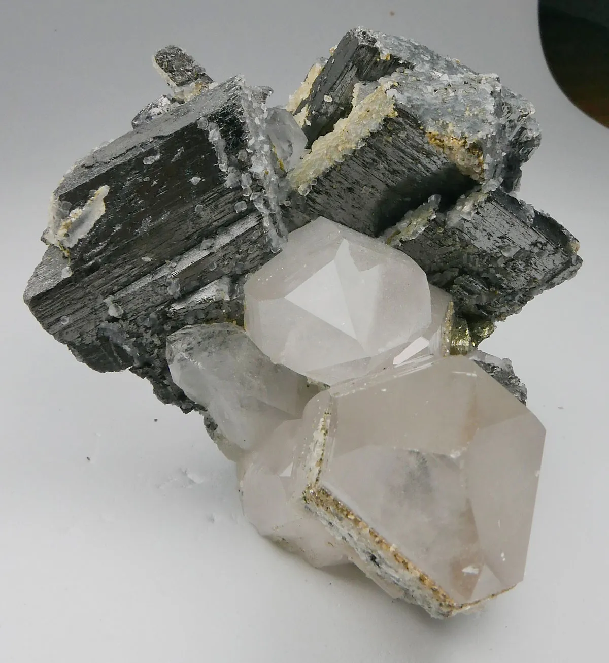 Ferberite with Quartz - image 2