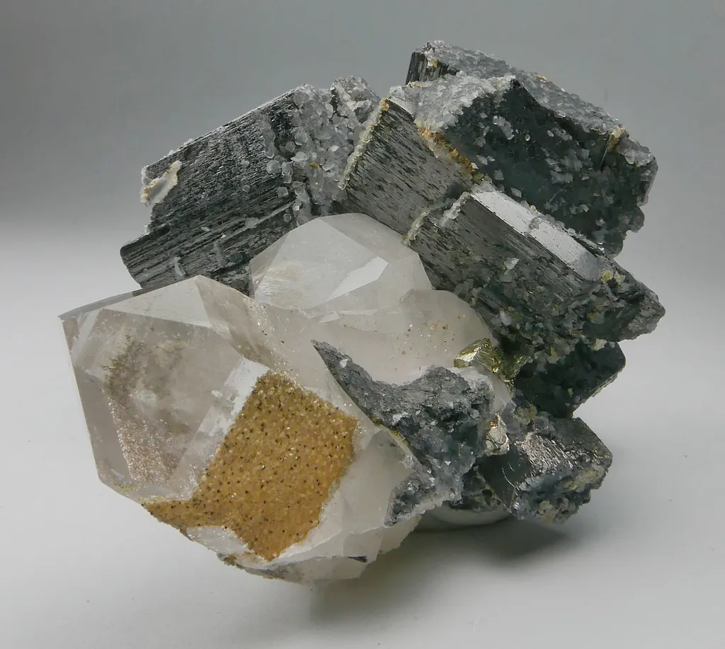 Ferberite with Quartz image