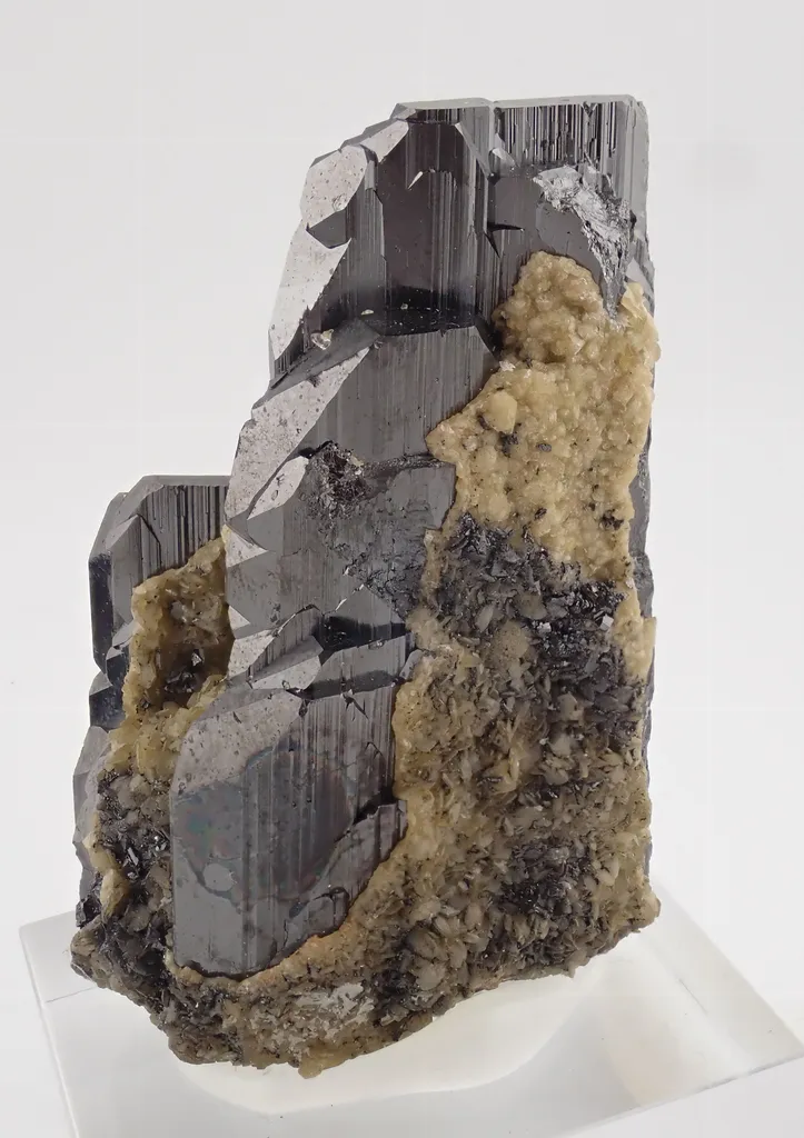 Ferberite with Siderite - image 3