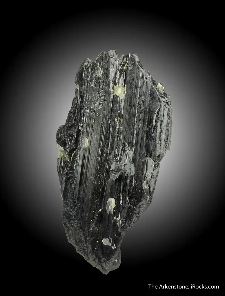 Ferro-Pargasite - image 3