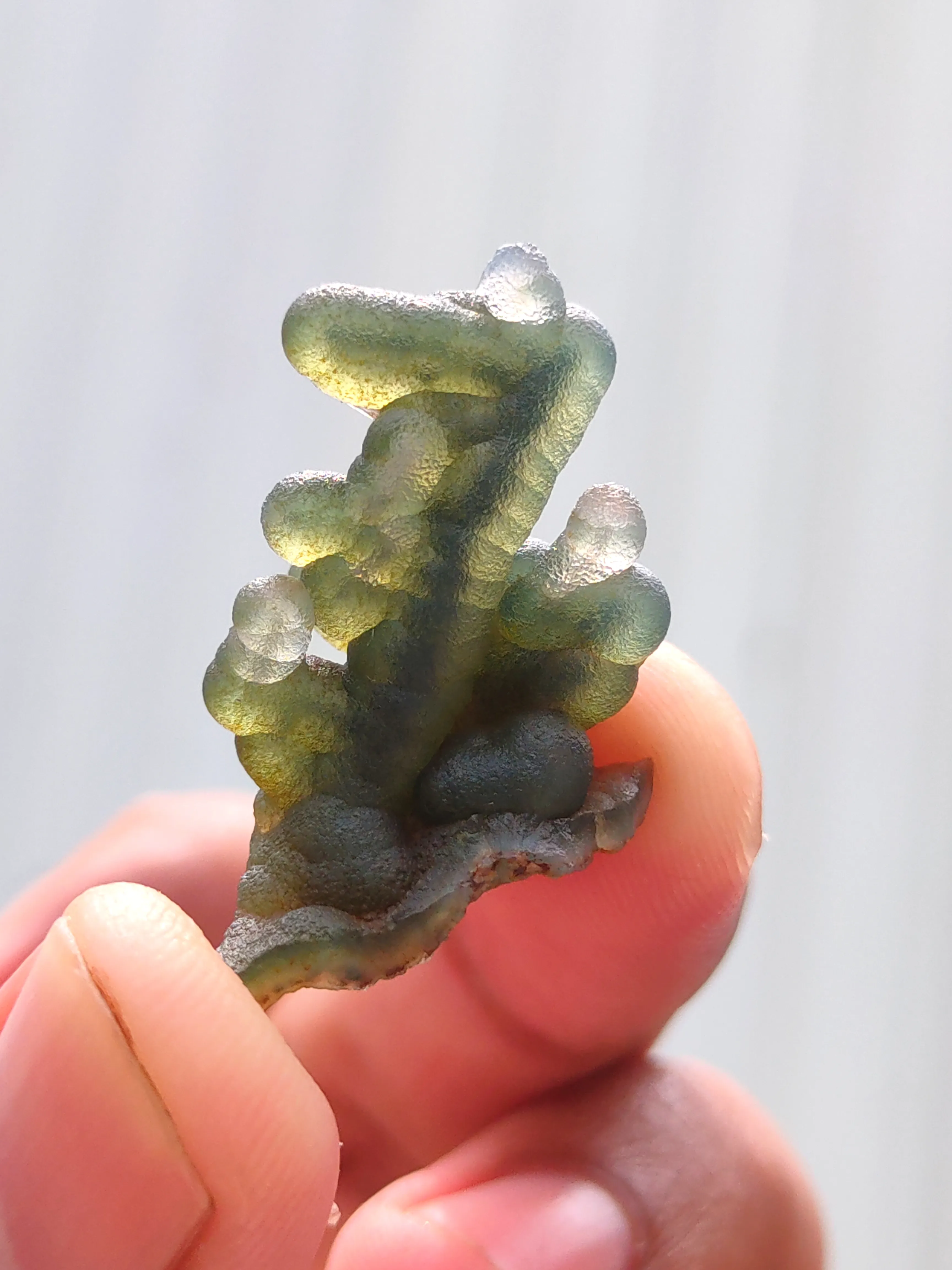 Fine Specimen Off Phantom Green Chalcedony - image 6