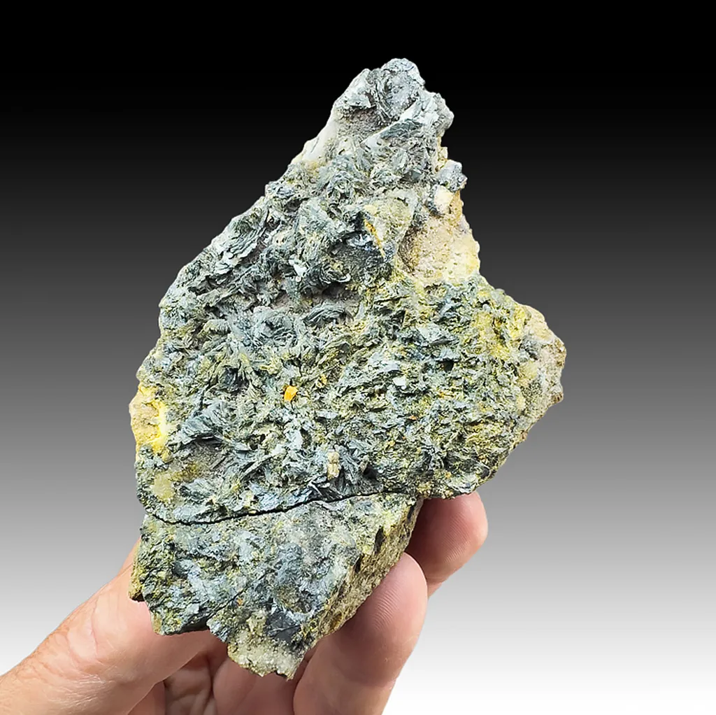 Fizelyite with Semseyite image