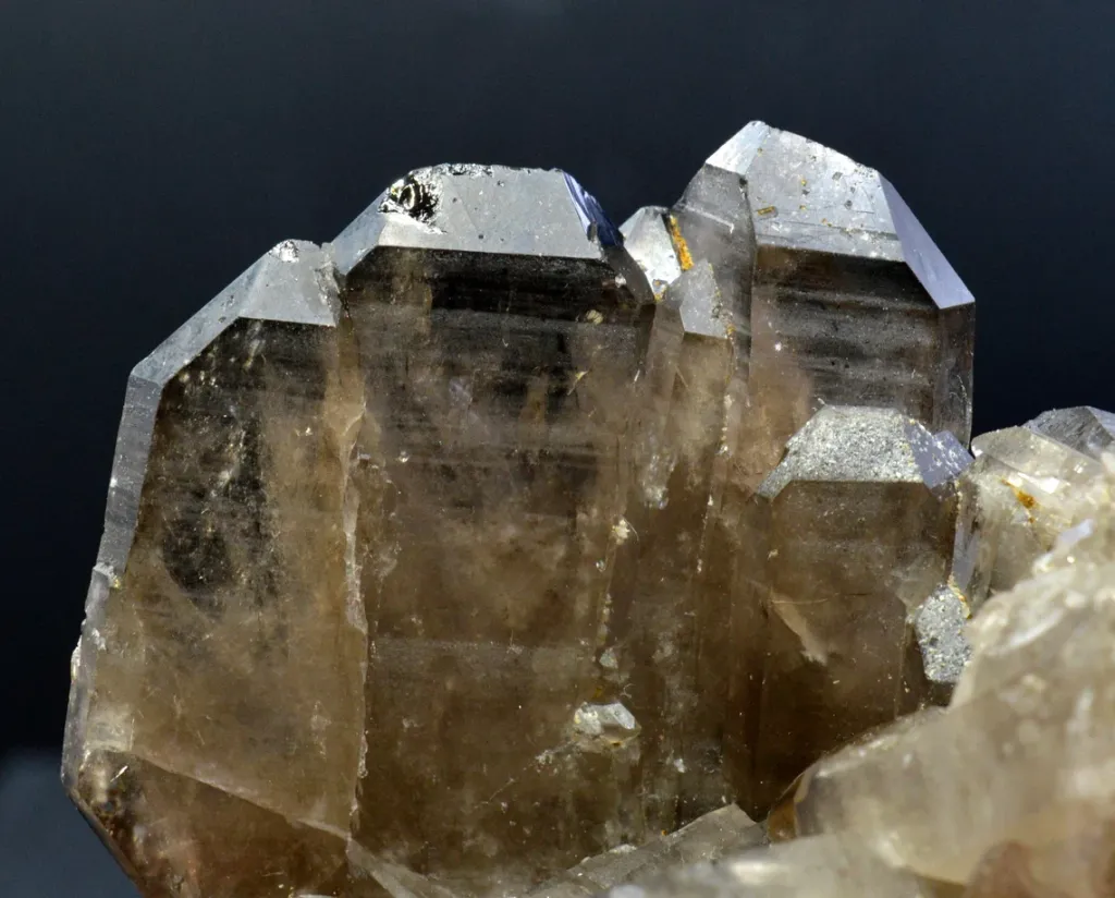 "Floating" Smoky Quartz 461 grams - Puiva Mount, Saranpaul, Khanty-Mansi Autonomous Okrug, Russia - image 5