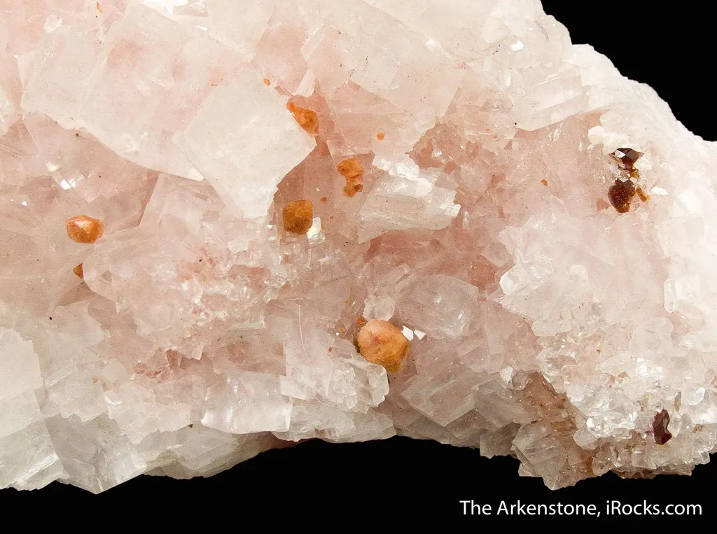 Florencite-(Ce) on Magnesite with Uvite - image 3