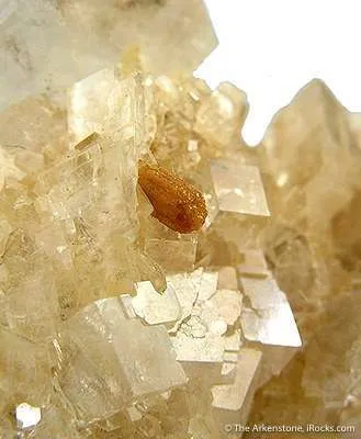 Florencite (!!) on Magnesite - image 2