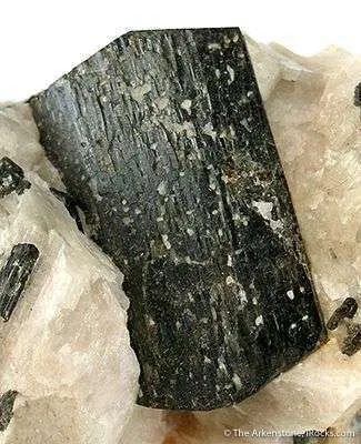 Fluor-Richterite - image 2