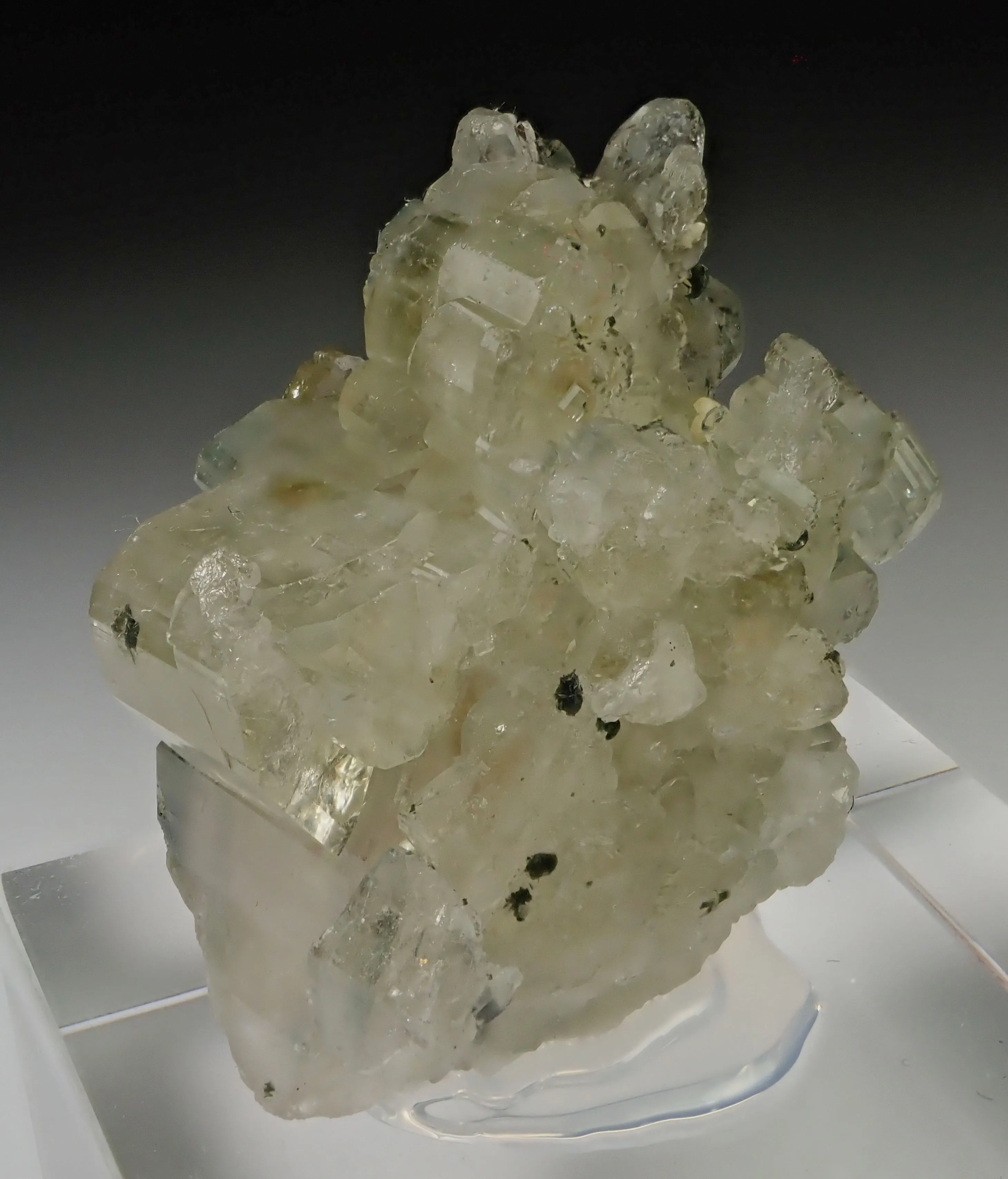 Fluorapatite - image 4
