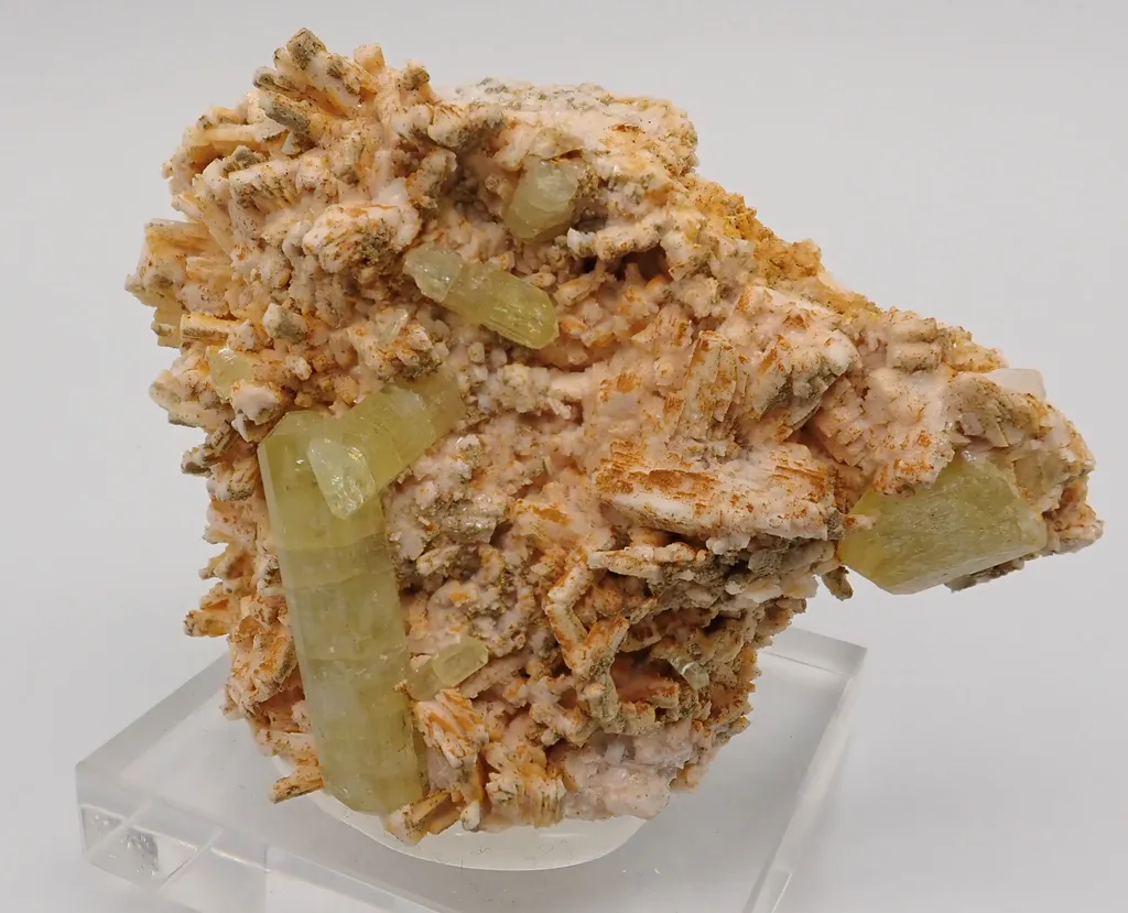 Fluorapatite image
