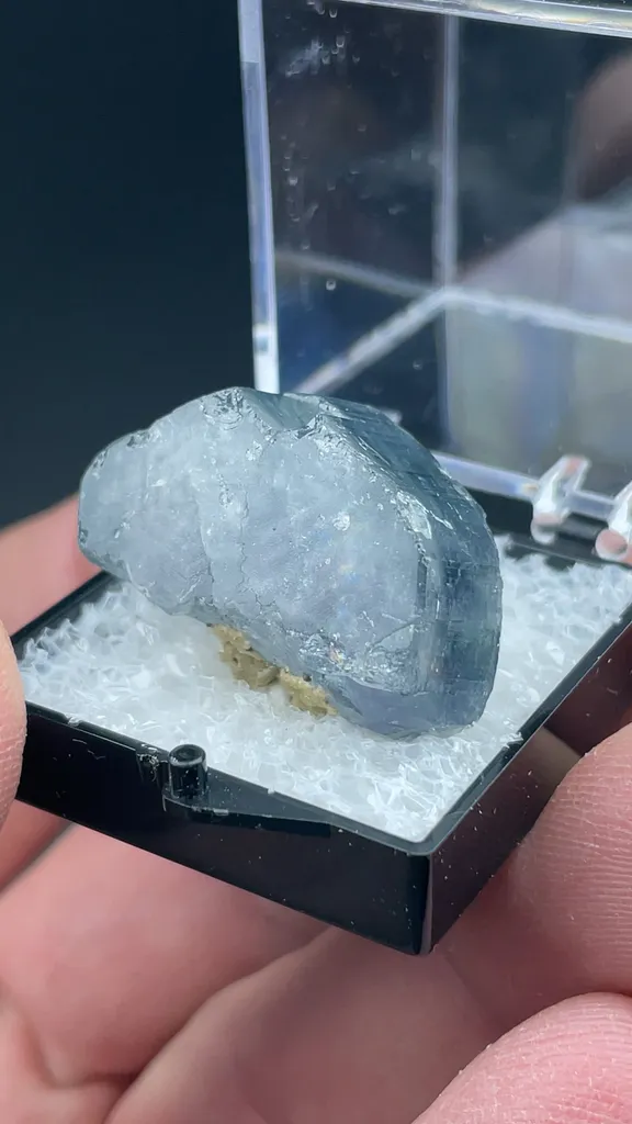 Fluorapatite - image 2