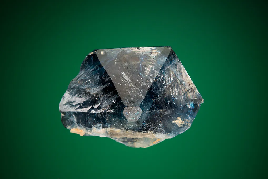 Fluorapatite image