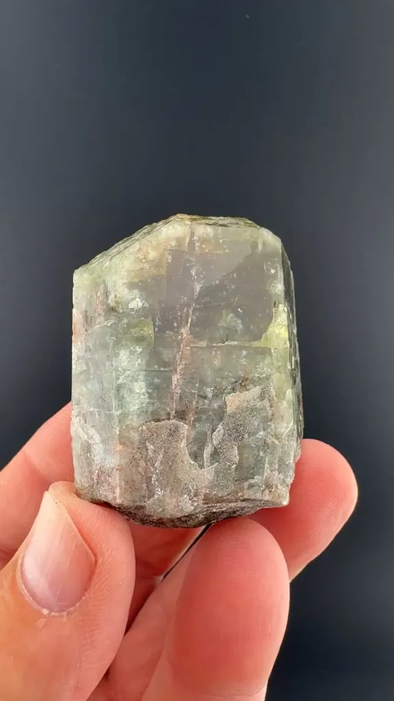 Fluorapatite image