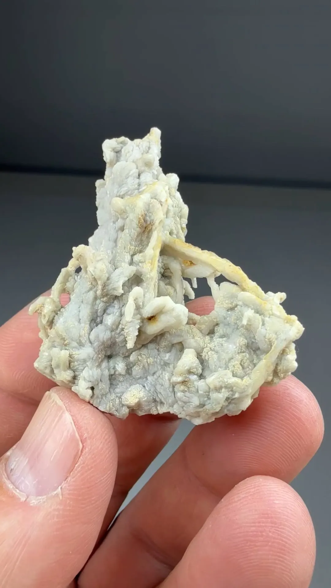 Fluorapatite (1388) - image 2