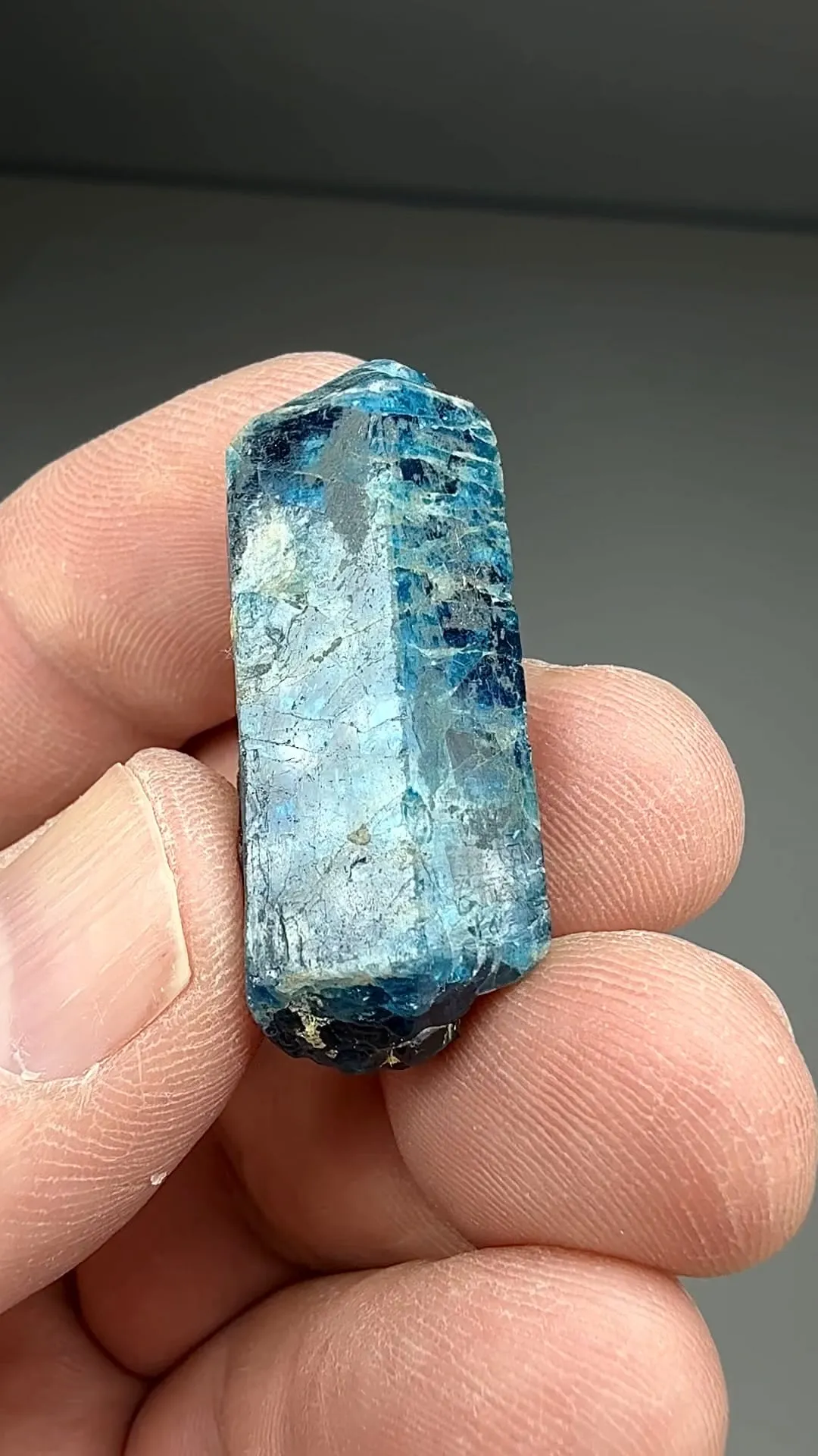 Fluorapatite (1394) - image 2