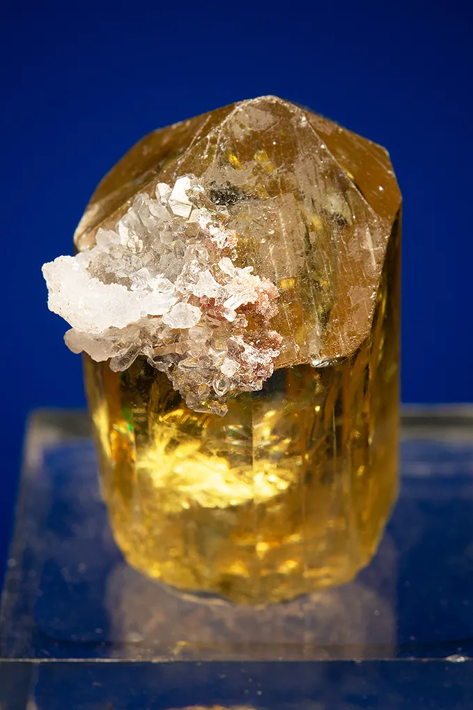 Fluorapatite - image 3