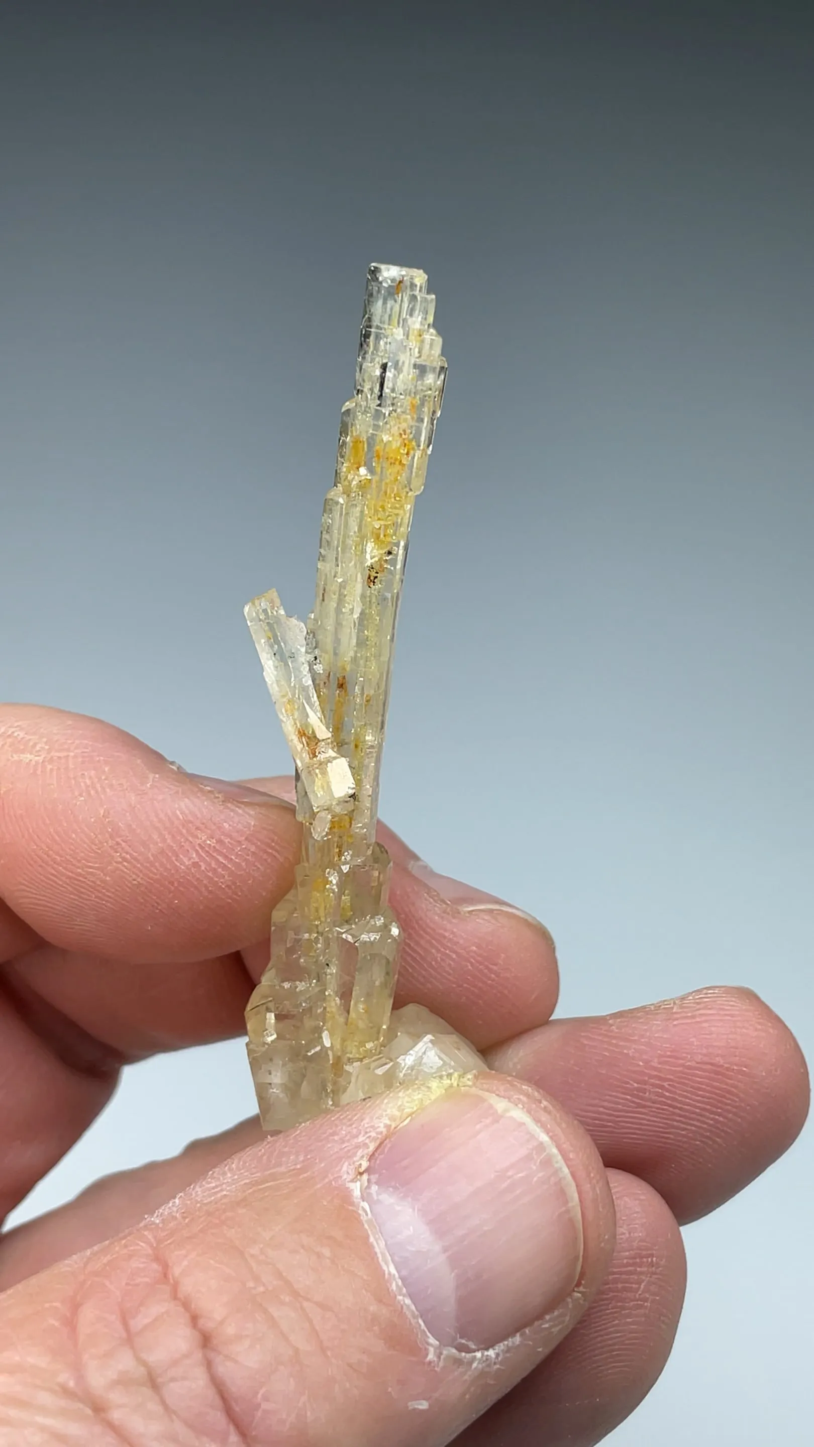 Fluorapatite - image 2