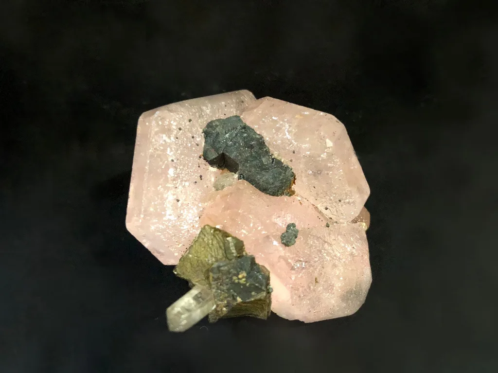 Fluorapatite image