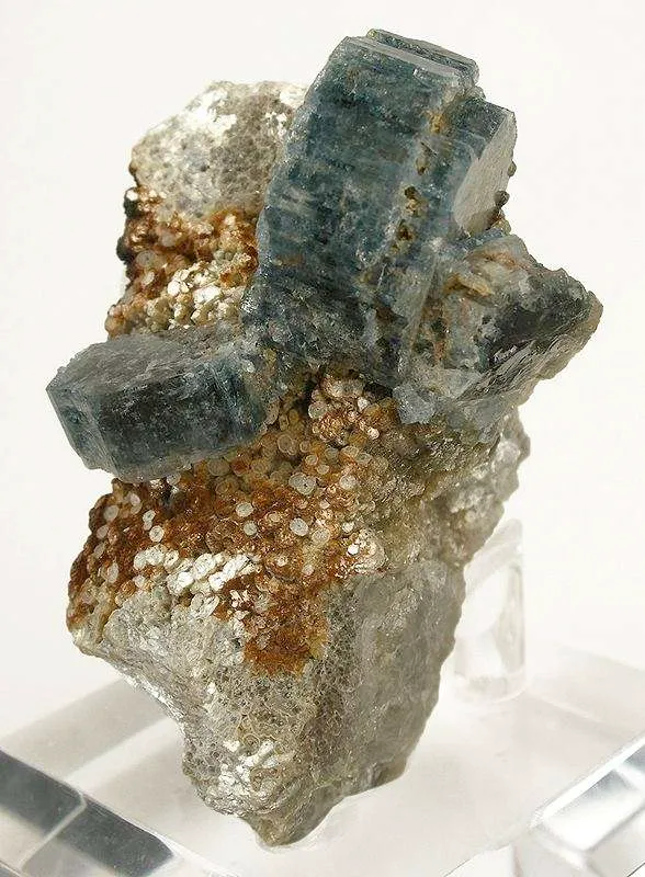 Fluorapatite - image 2