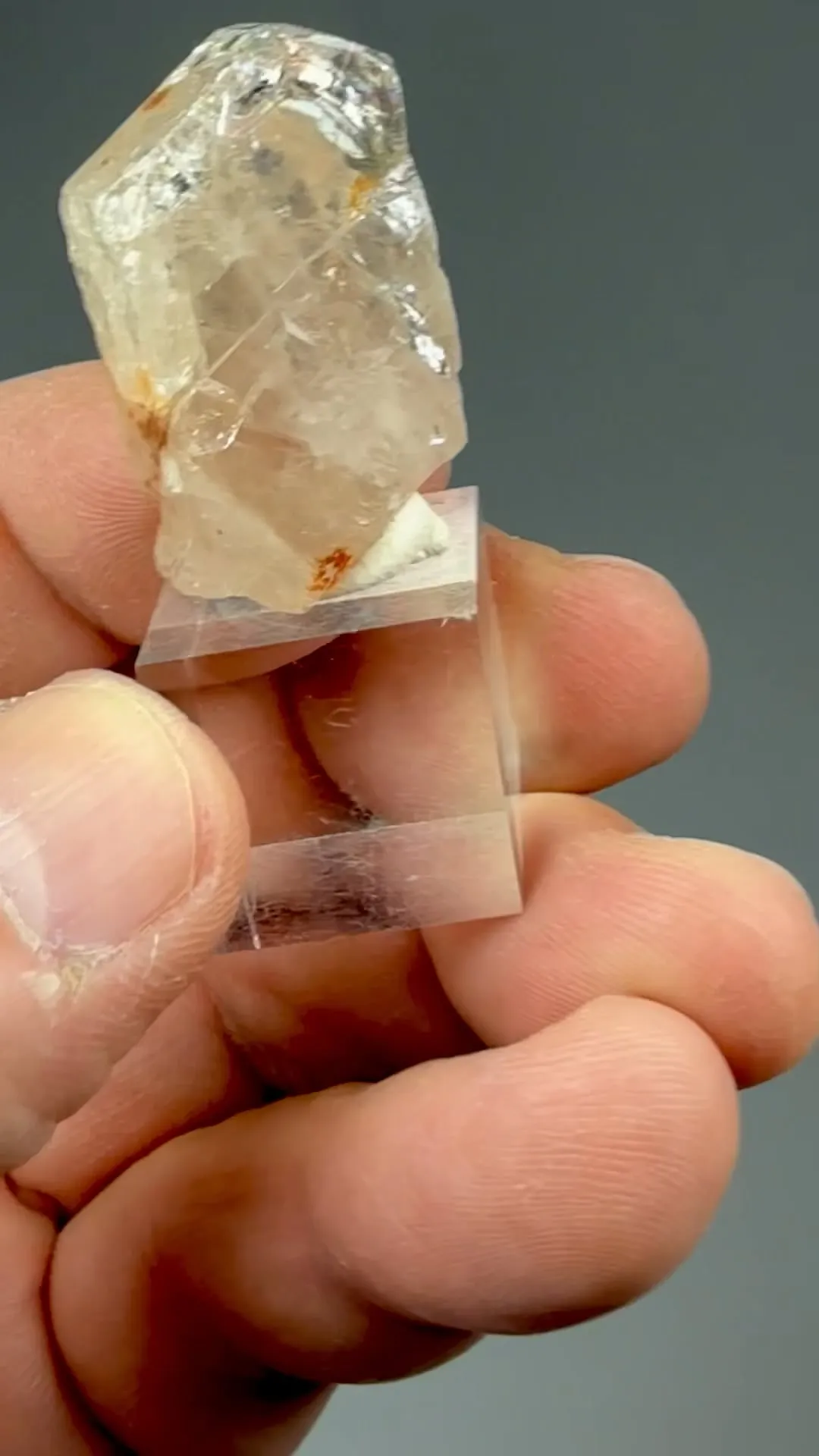 Fluorapatite - image 2