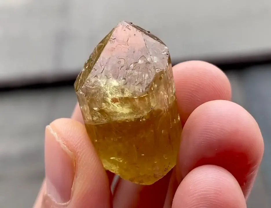 Fluorapatite - image 5