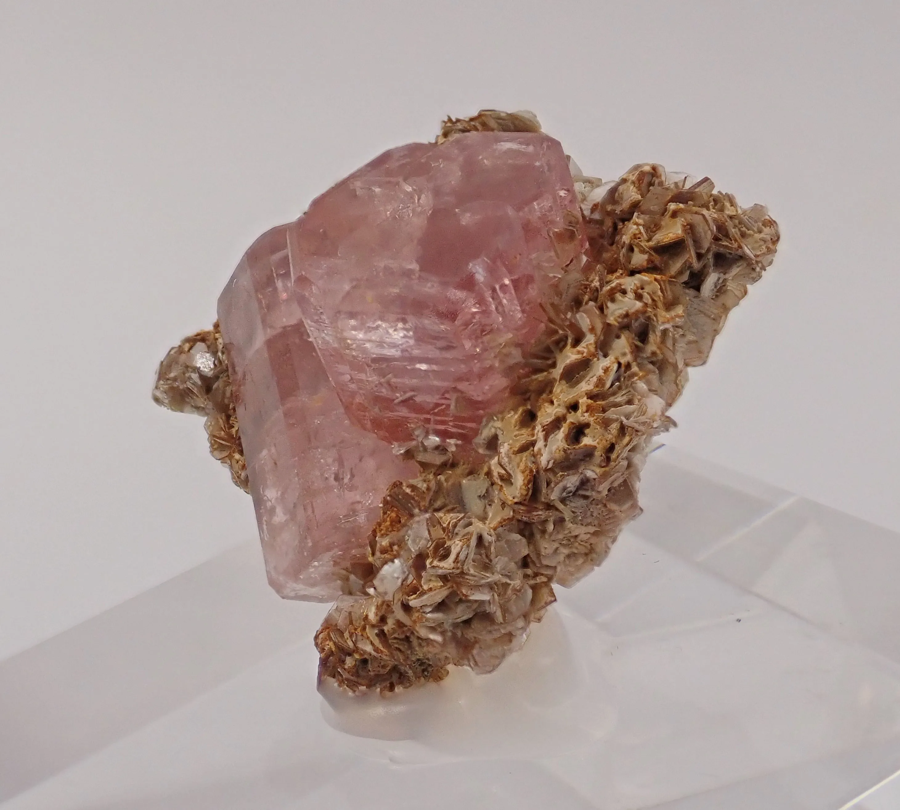 Fluorapatite - image 2