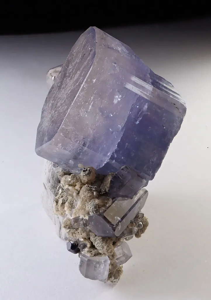 Fluorapatite - image 4