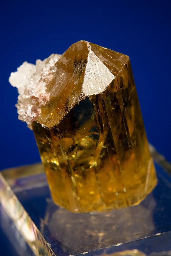Fluorapatite - image 4