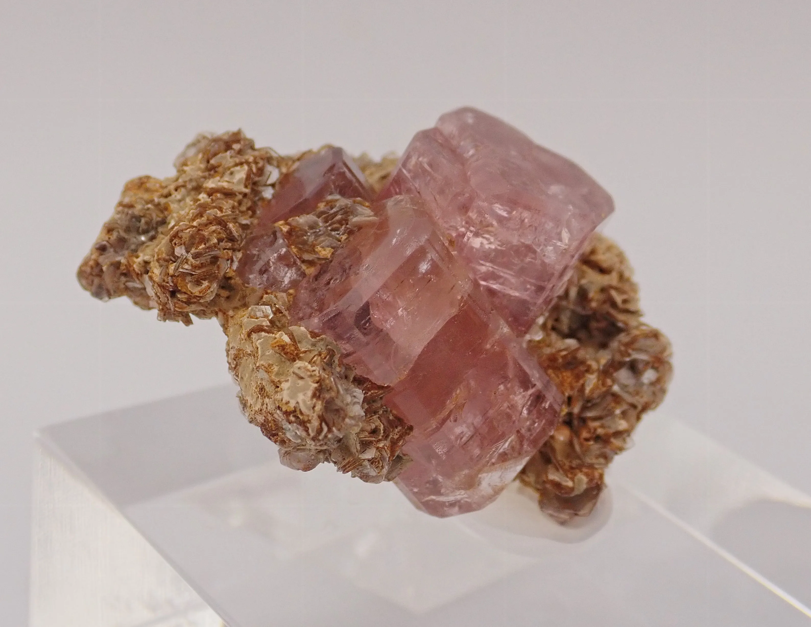 Fluorapatite - image 1