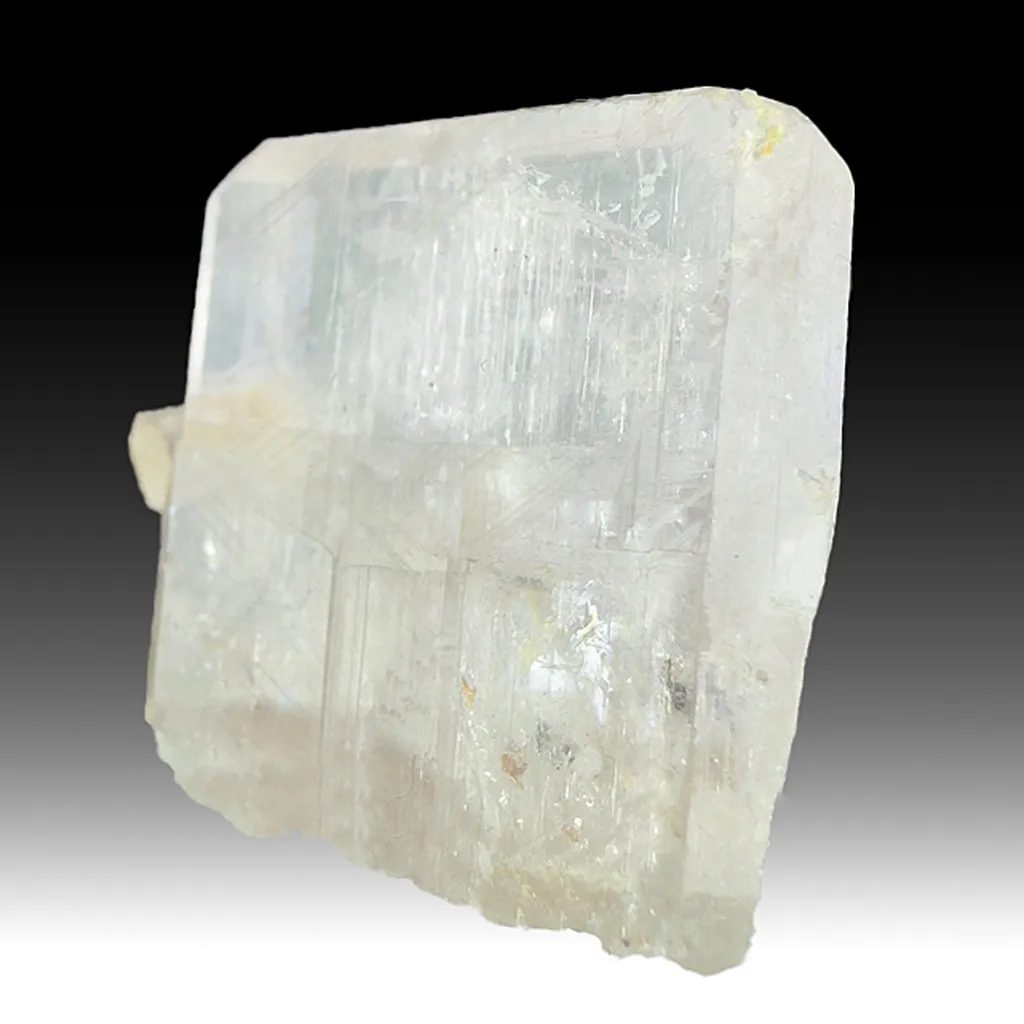 Fluorapatite image